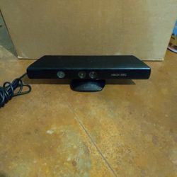 Xbox 360 Kinect with 3 Games 