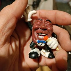 California Raisens Figure