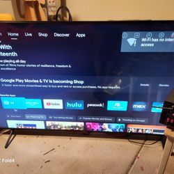 75 Inch Sony XBR-75X800H uses LCD display technology with a Direct LED backlight