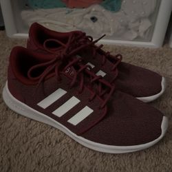 Women’s Adidas Size 6