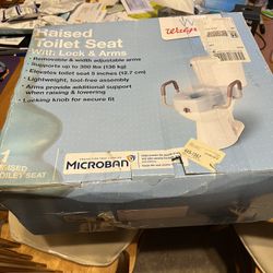 Brand New Raised Toilet Seat