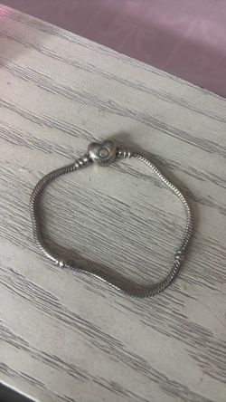 pandora bracelet