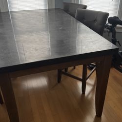Dining Room Table w/6 Chairs Included