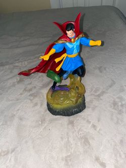 Doctor Strange statue