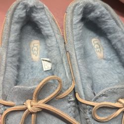 UGG Moccasins Size 7  Sky Blue 