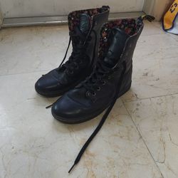Dr Martens
