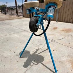 Jug Field General Football Passing Machine