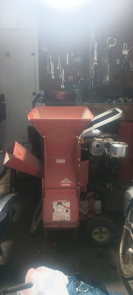 Troy-bilt Wood Chipper