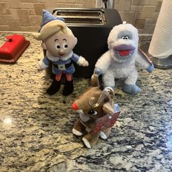 New Rudolph The Red nose Reindeer Stuffed Animal 