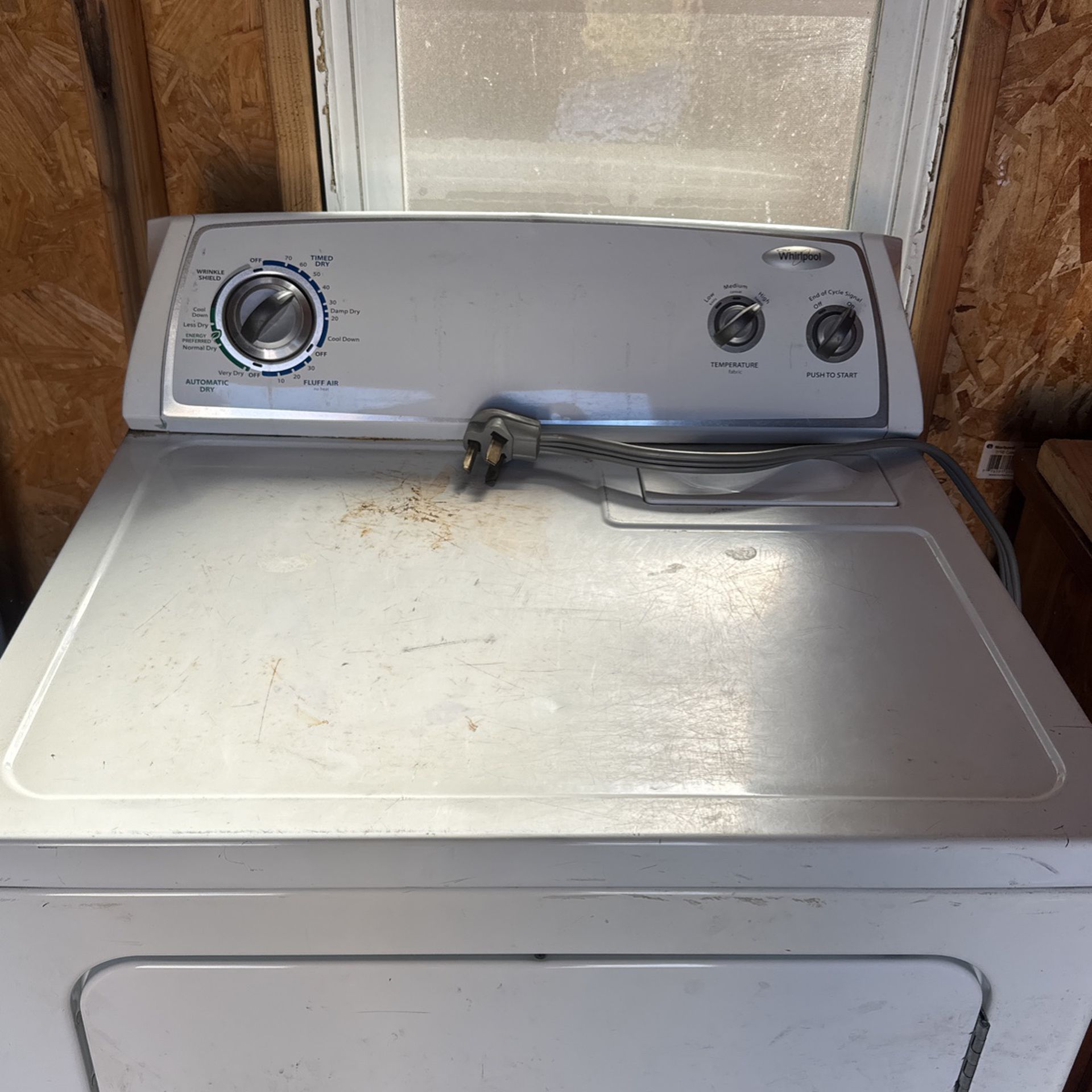 White / Whirlpool / Three Prong Plug  Dryer 