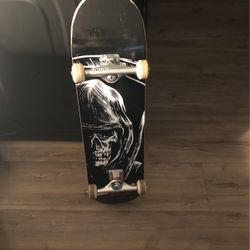 ZERO Reaper Skate Board Bundle 8.5