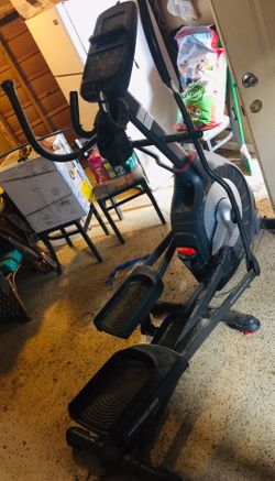 Caminadora y bicicleta esta. Casi Nueva no. Se uso. Mucho. Nomas no. Tien el. Cargador