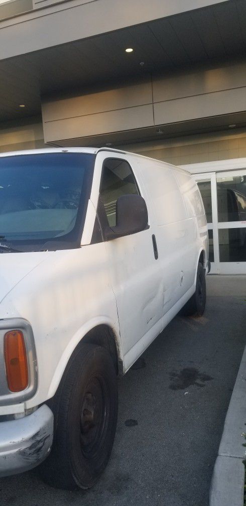 1996 Chevy Express 2500 