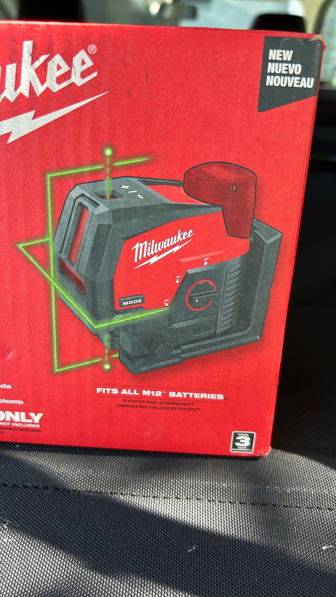 Milwaukee M12 Green Laser Cross Line & Plumb Point