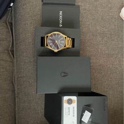 Nixon sentry ss watch