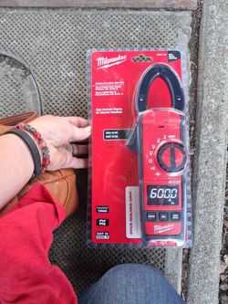 Milwaukee 600a clamp meter