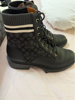 Coach boots size 7 1/2