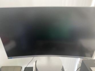 Samsung Curved Screen 24 Inch Monitor