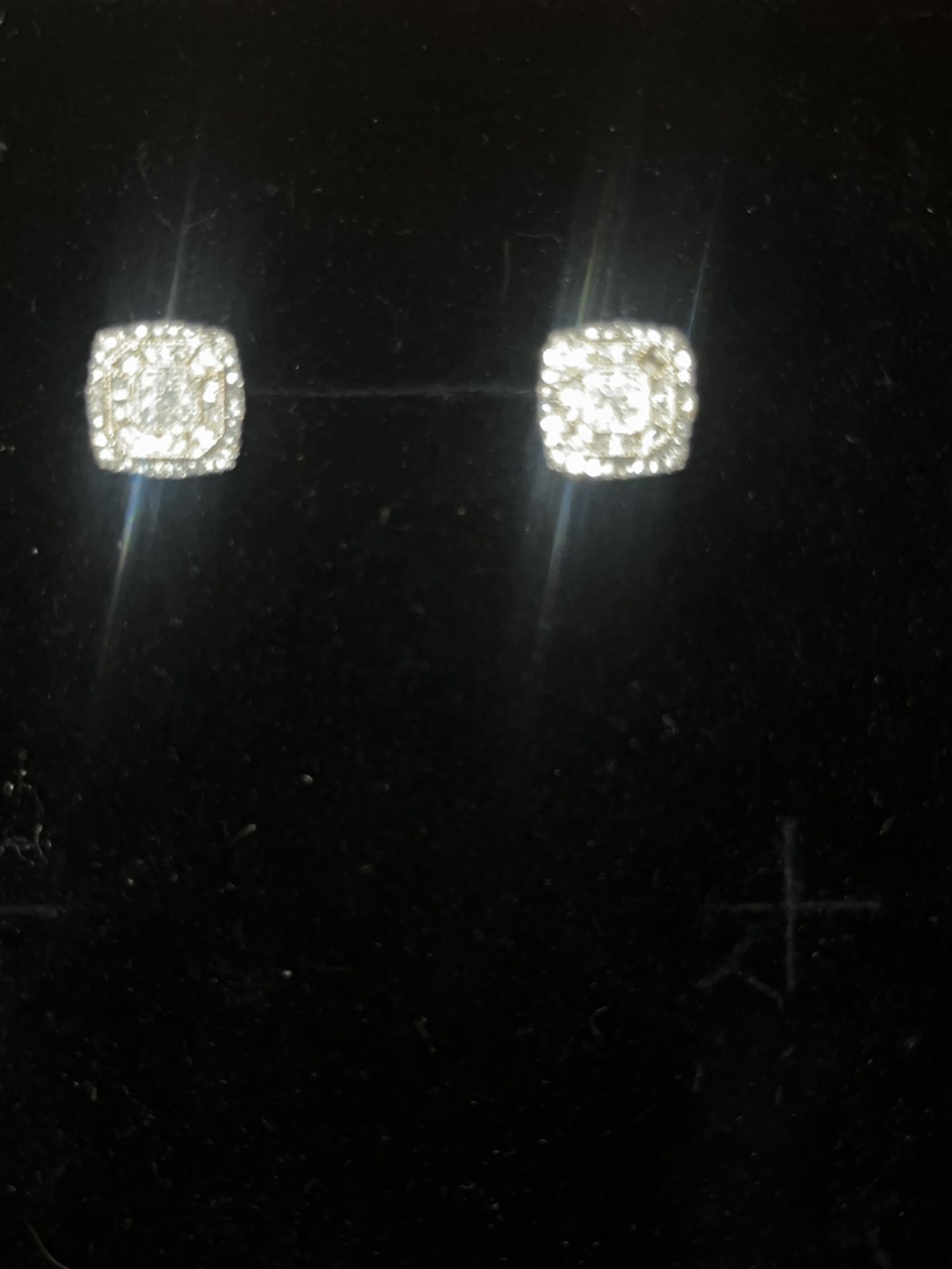 Real 10k Gold With Real Natural Vvs Diamond