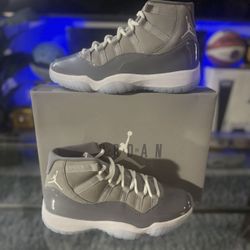 Jordan 11 Cool Grey  Size 9 