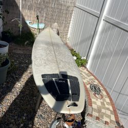 Surfboard 7’0’