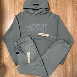 Essentials Fear Of God Sycamore Medium set hoodie and pants bundle