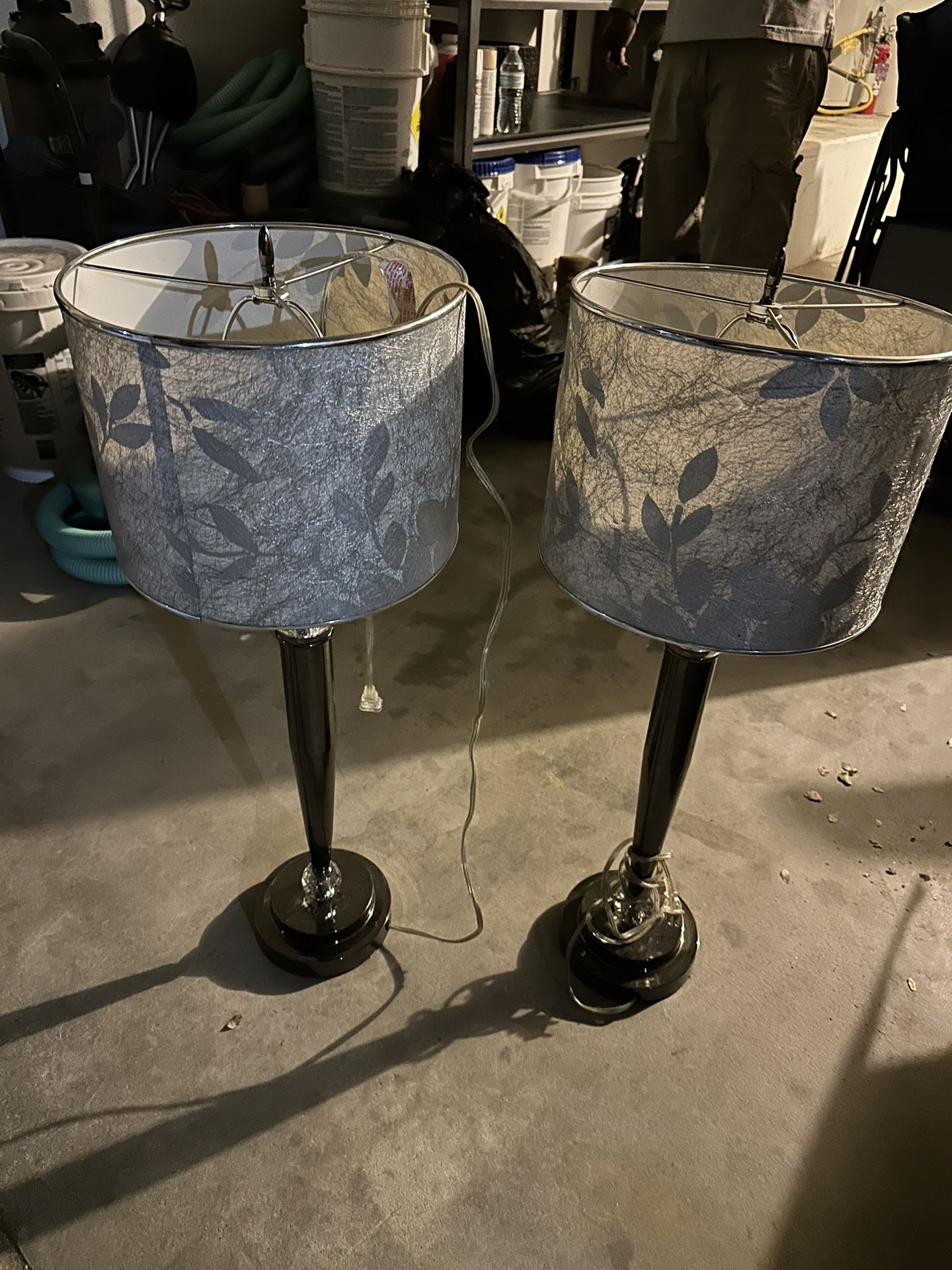 2 Lamps