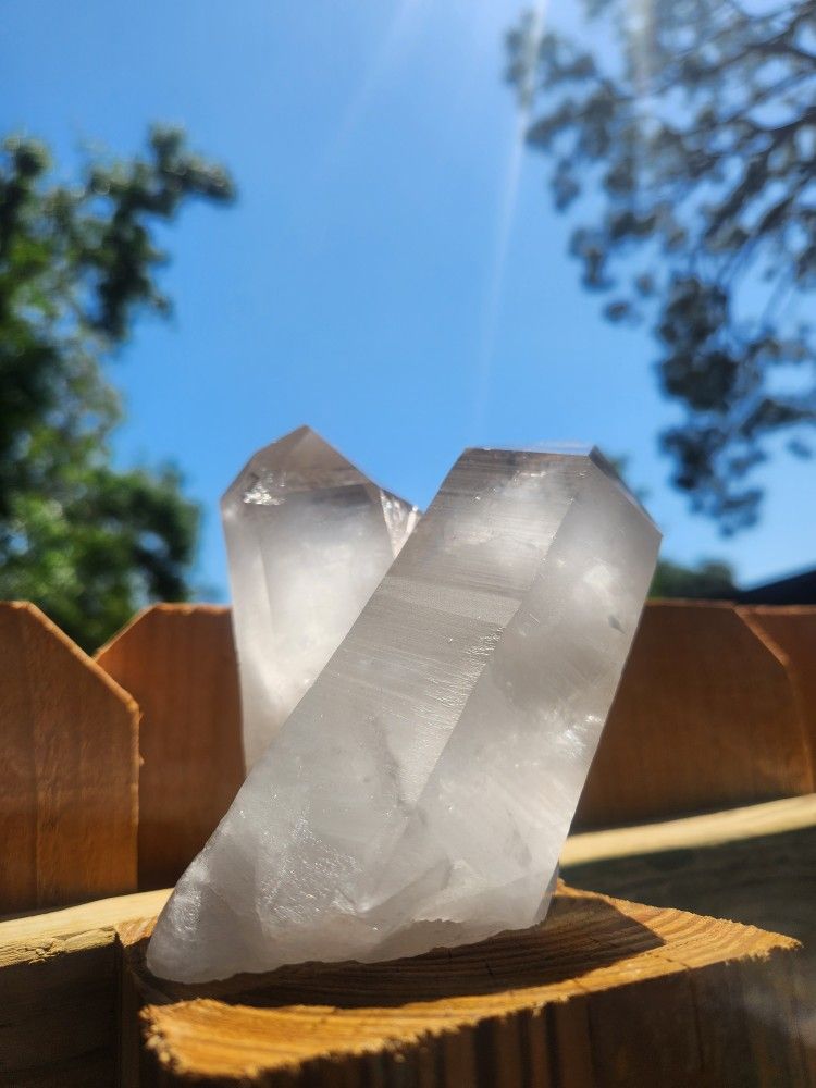 Twin QUARTZ points