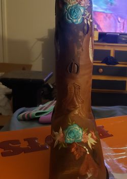 Brand New Soto Long Horn Boots