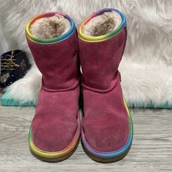 UGG K Classic Short II Rainbow Pink Winter Boots 1019699K Girls Youth Size 1