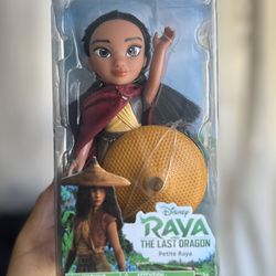 Disney Raya Petite Doll 