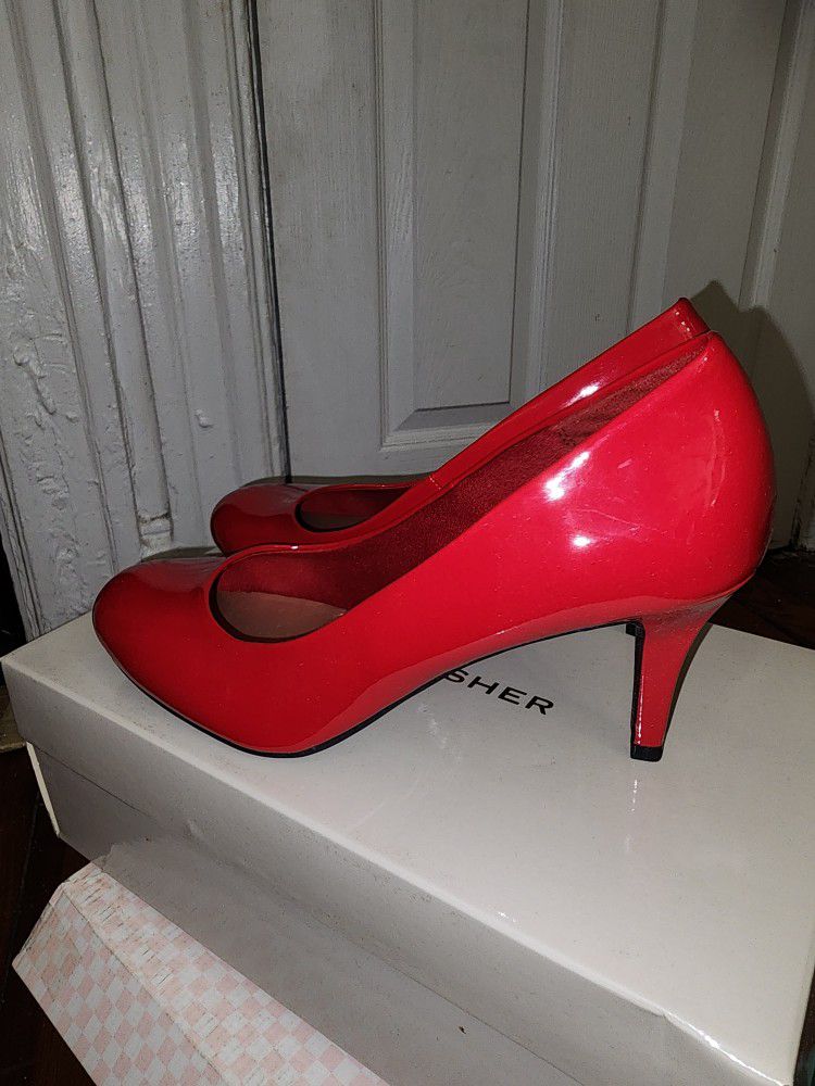 Red Heels (NEW)