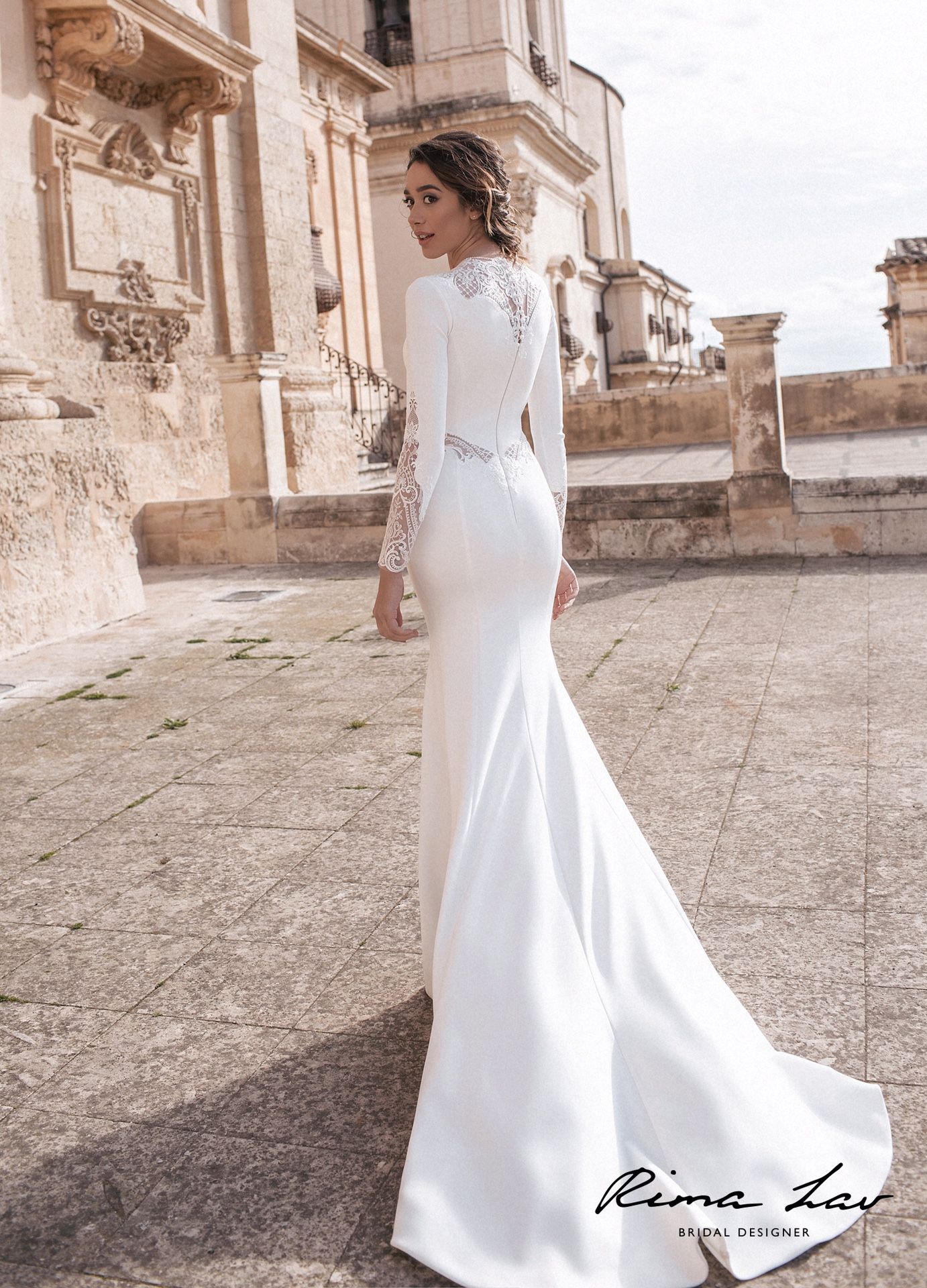Milk color wedding gown European style size 2 -4 by Rima Law