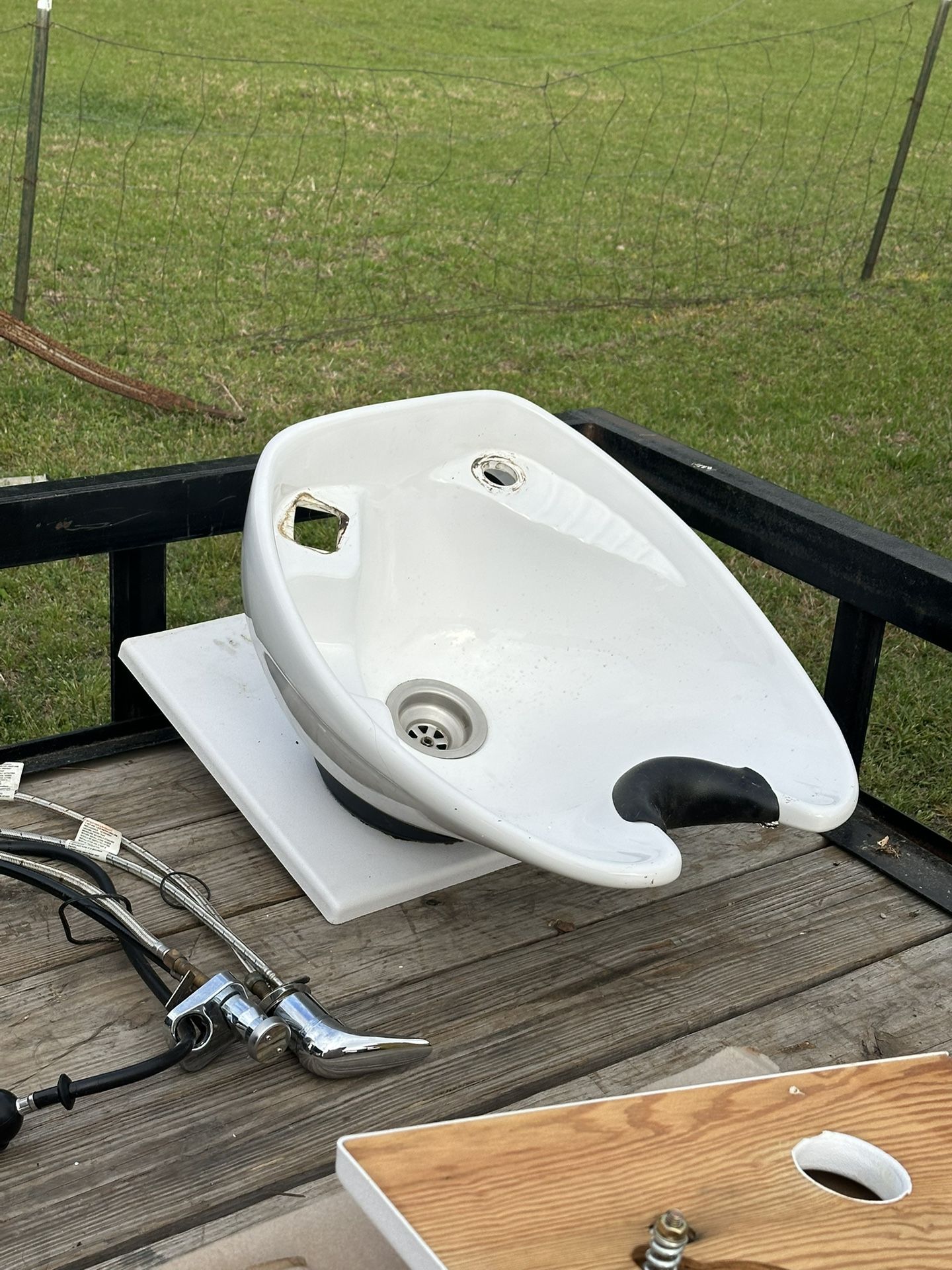 Salon Sink