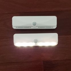2-PACK MOTION ACTIVATED LED LIGHT