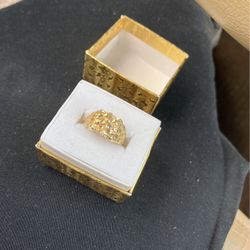 10KT GOLD NUGGET RING 