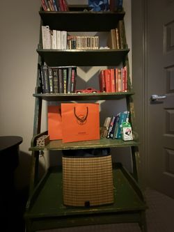 Set of 2 Free Standing Book Shelves