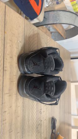 Jordan Black  Cat 4s