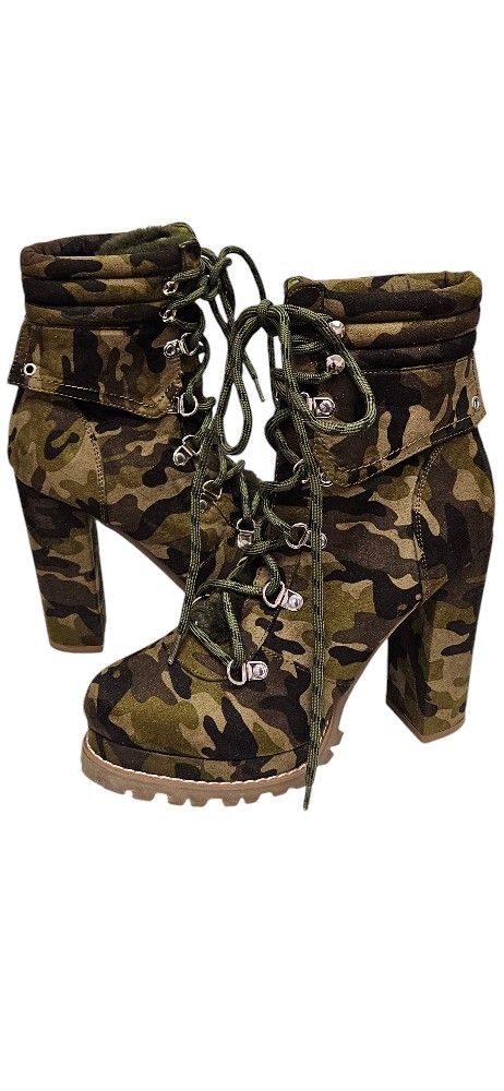 Camouflage Ankle Boots Sz 8 New