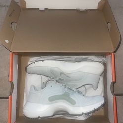 Nike Women's Running Shoes Size 5.5