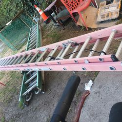 32ft Fiberglass Extension Ladder 