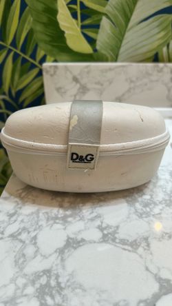 Dolce & Gabbana sun glasses