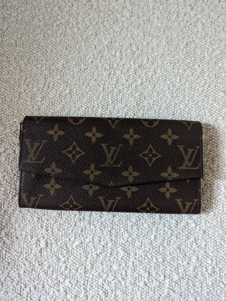 Louis Vuitton vintage Sarah Wallet 