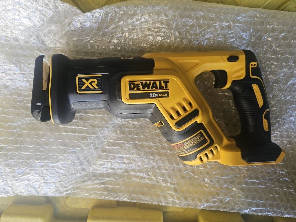 Dewalt Variable Speed Reciprocating Saw