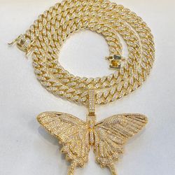 Icedout Butterfly Pendant With Cuban Chain 