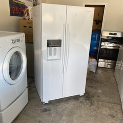 Whirlpool Refrigerator 