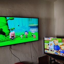 55 In LG Web/Roku And 40 In Emerson/ No Roku