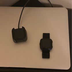 Fitbit Versa Smart Watch