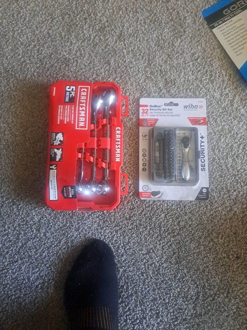 Craftsman 5pc METRIC  Flare Nut Wrench / Security Bit Set