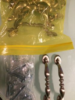 14 satin finish handles & screws
